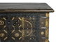 GINER Y COLOMER - Coffre de rangement en bois de manguier massif couleur marron foncé - Décor ancien avec détails en bronze et métal - Dimensions : 80 x 40 x 46 cm